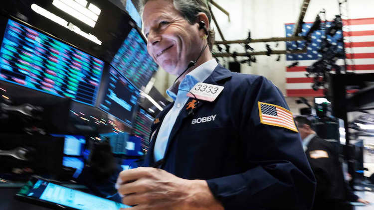 S&P 500 chấm dứt chuỗi lao dốc