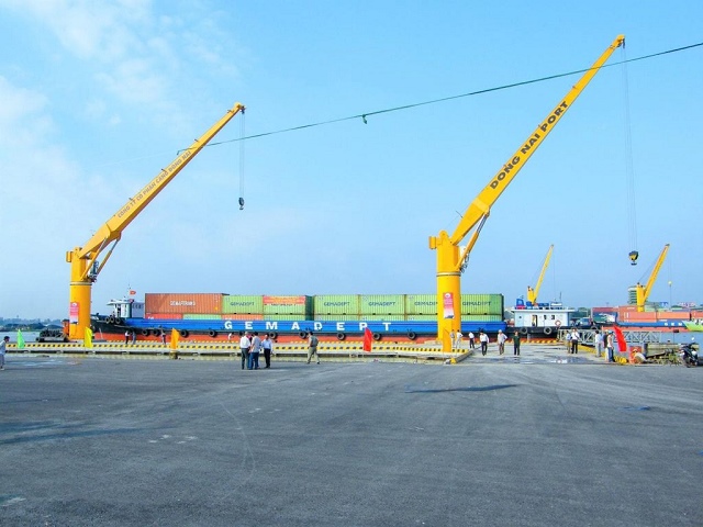 Cảng Đồng Nai lãi quý 4 gấp đôi nhờ tăng sản lượng container