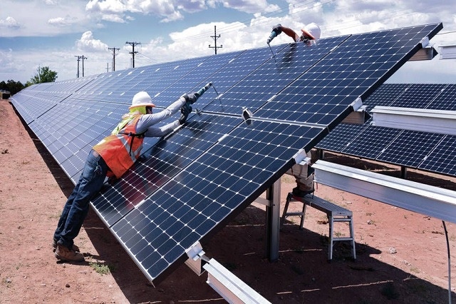 Chủ đầu tư nhà máy điện mặt trời KN Vạn Ninh lãi tăng mạnh trong năm 2023