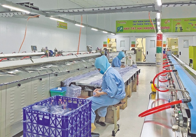 Điện Quang sắp đầu tư vào công ty chuyên sản xuất sản phẩm từ plastic
