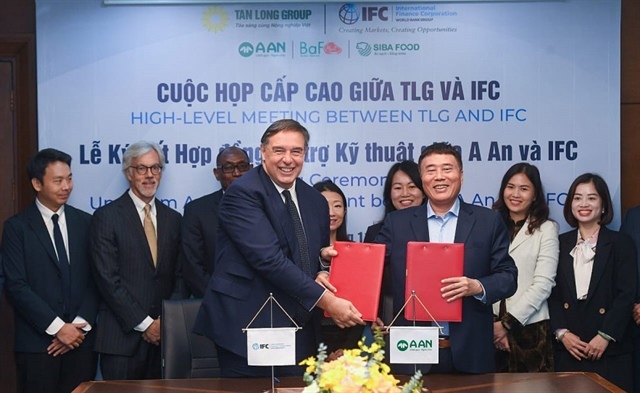 IFC hợp tác với Công ty Cổ phần Lương thực AAN trong việc hỗ trợ thúc đẩy sản xuất lúa gạo bền vững