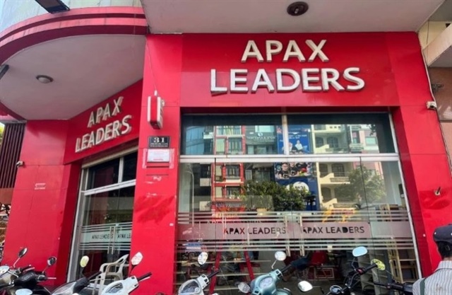 Ba thành viên HĐQT Apax Holdings đồng loạt từ nhiệm