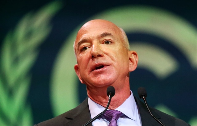 Tỷ phú Jeff Bezos bán ra 50 triệu cp Amazon sau khi cổ phiếu tăng 80%, “đút túi” 8.5 tỷ USD
