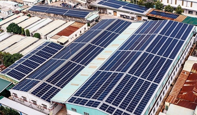 Phó Thủ tướng Trần Hồng Hà: Đơn giản hóa thủ tục lắp đặt điện mặt trời mái nhà