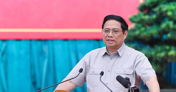 Thủ tướng lưu ý Bình Định phát triển hàng không, cảng biển, đường cao tốc